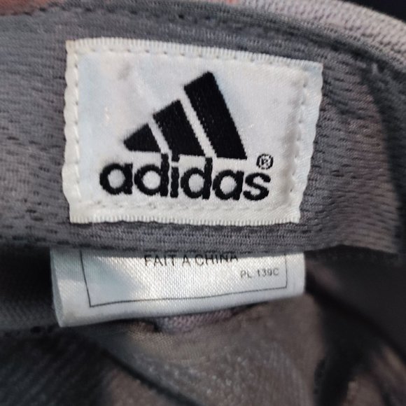 Adidas Women hat - Picture 9 of 12